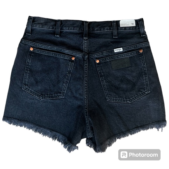 Wrangler Pants - NWT wrangler shorts 🤠